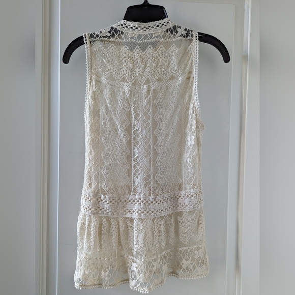 Zara Lace Top - Picture 2 of 6